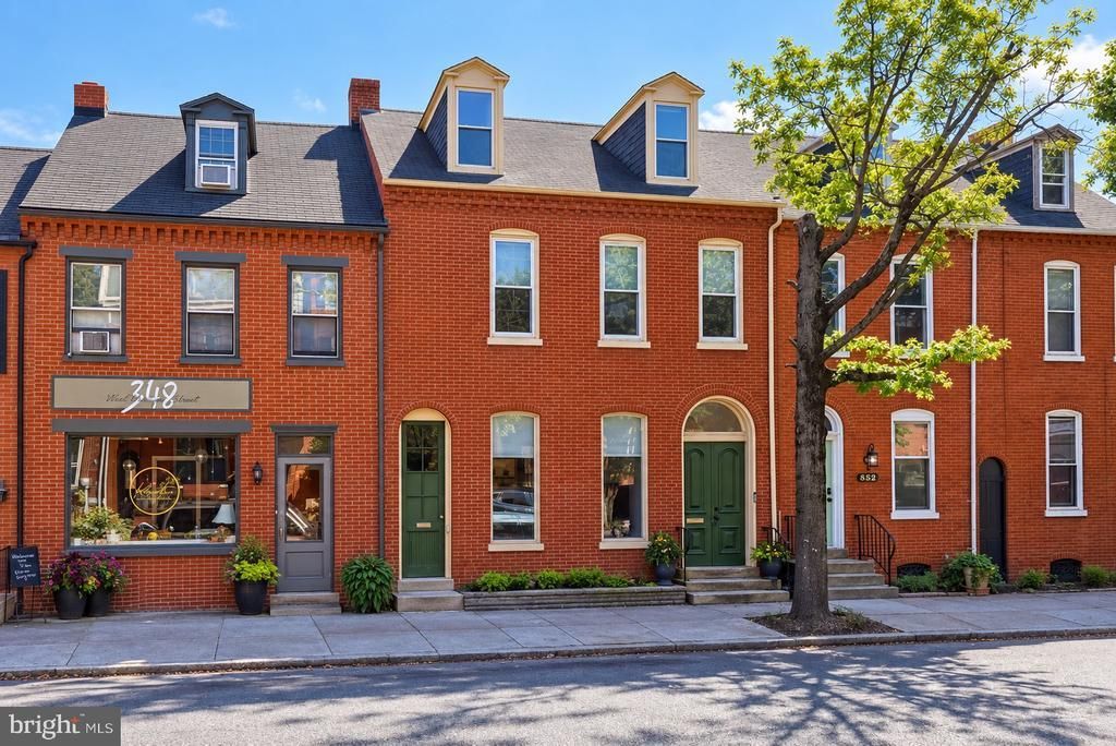 350 W ORANGE STREET , LANCASTER, PA 17603