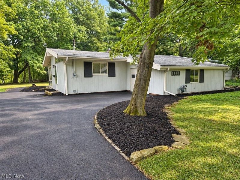4949 Horizon Drive, Richmond Heights, OH 44143 Photo 12