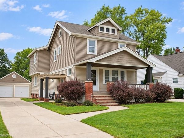 4284 W 219th Street , Fairview Park, OH 44126