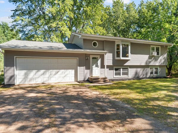 33165 Heather Street NW, Cambridge, MN 55008