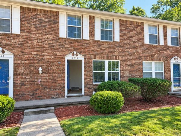 6230 Beechfield Drive, Lansing, MI 48911
