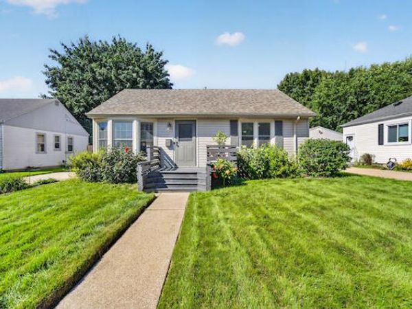 1728 Russet St, Racine, WI 53406