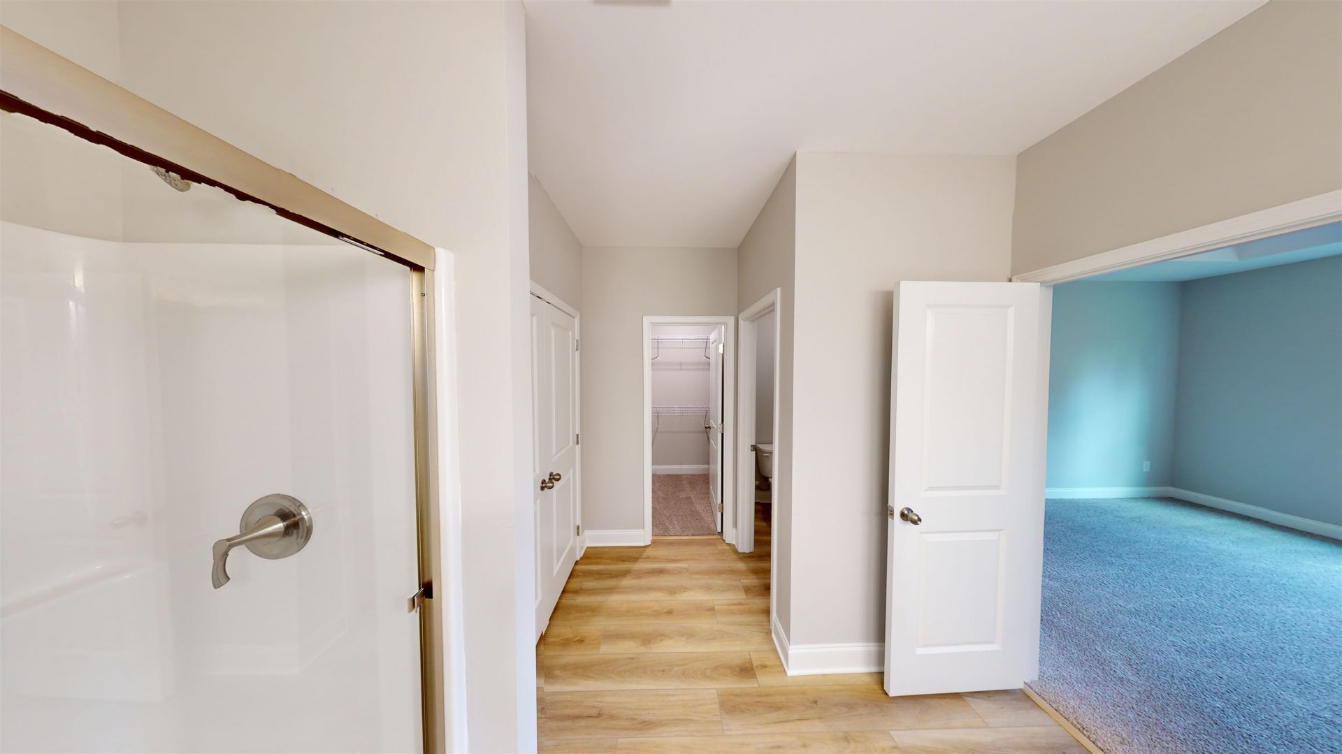 1060 Moen Loop Photo 32