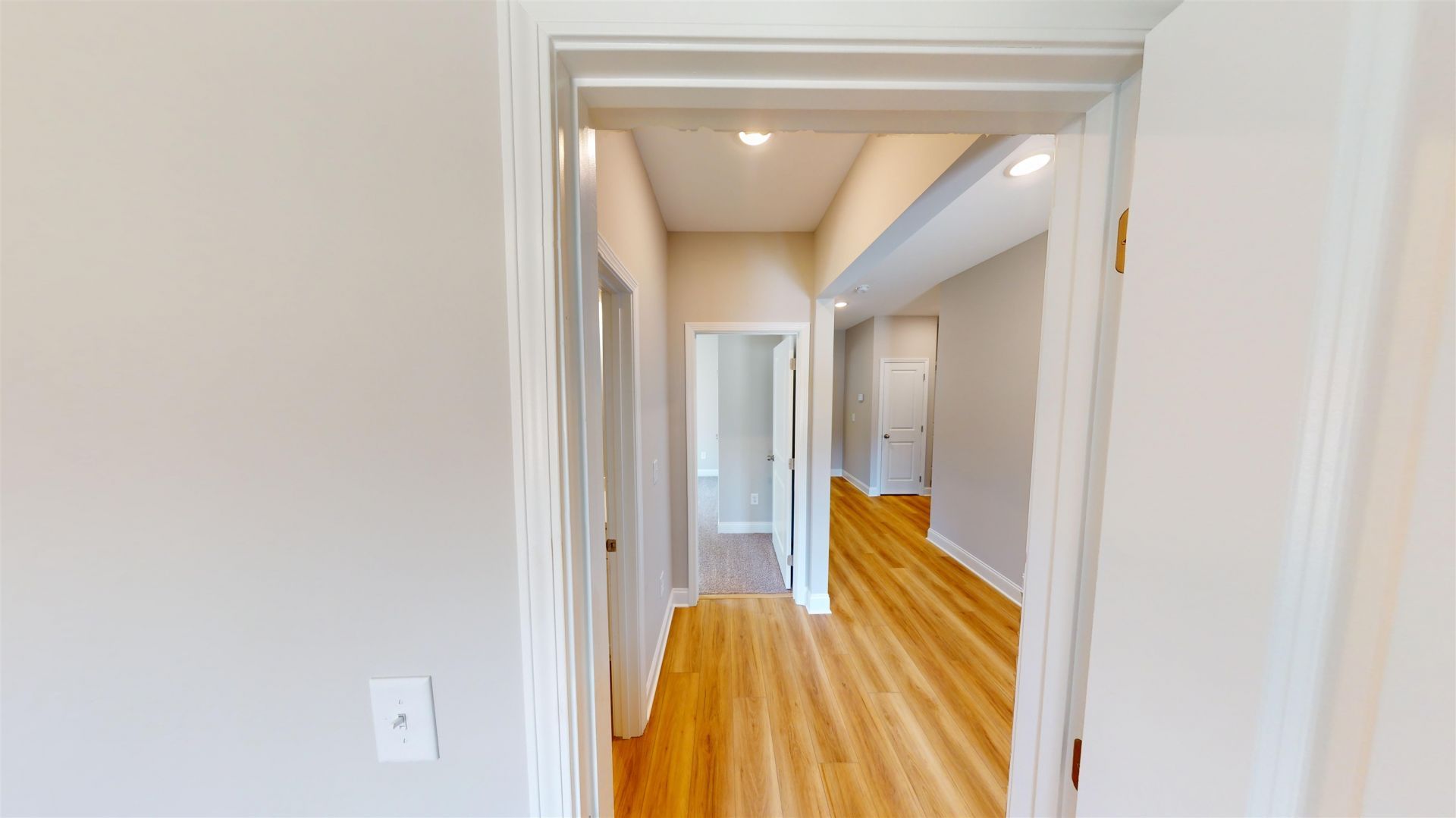 1060 Moen Loop Photo 9