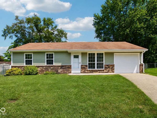 5435 Durango Court , Indianapolis, IN 46237