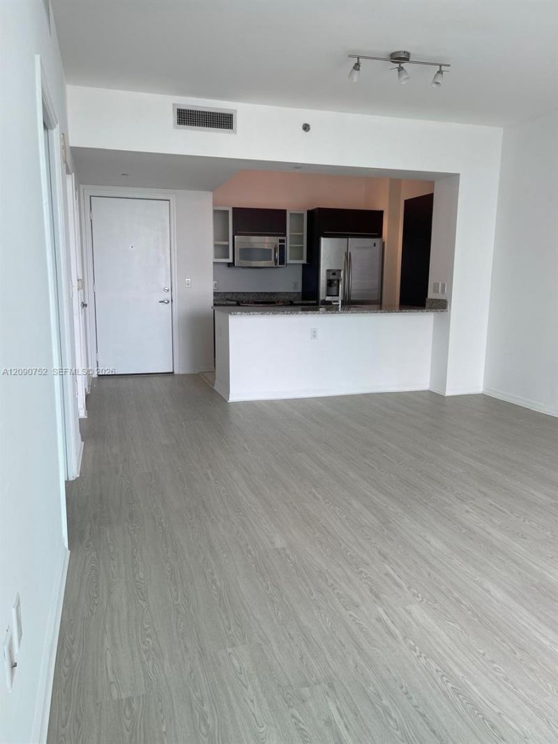 951 Brickell Ave , Unit 2803, Miami, FL 33131 Photo