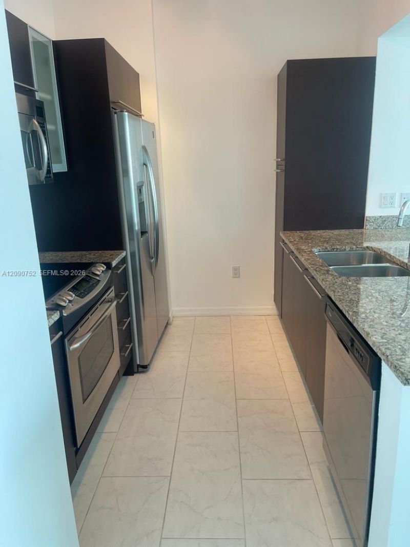 951 Brickell Ave , Unit 2803, Miami, FL 33131 Photo