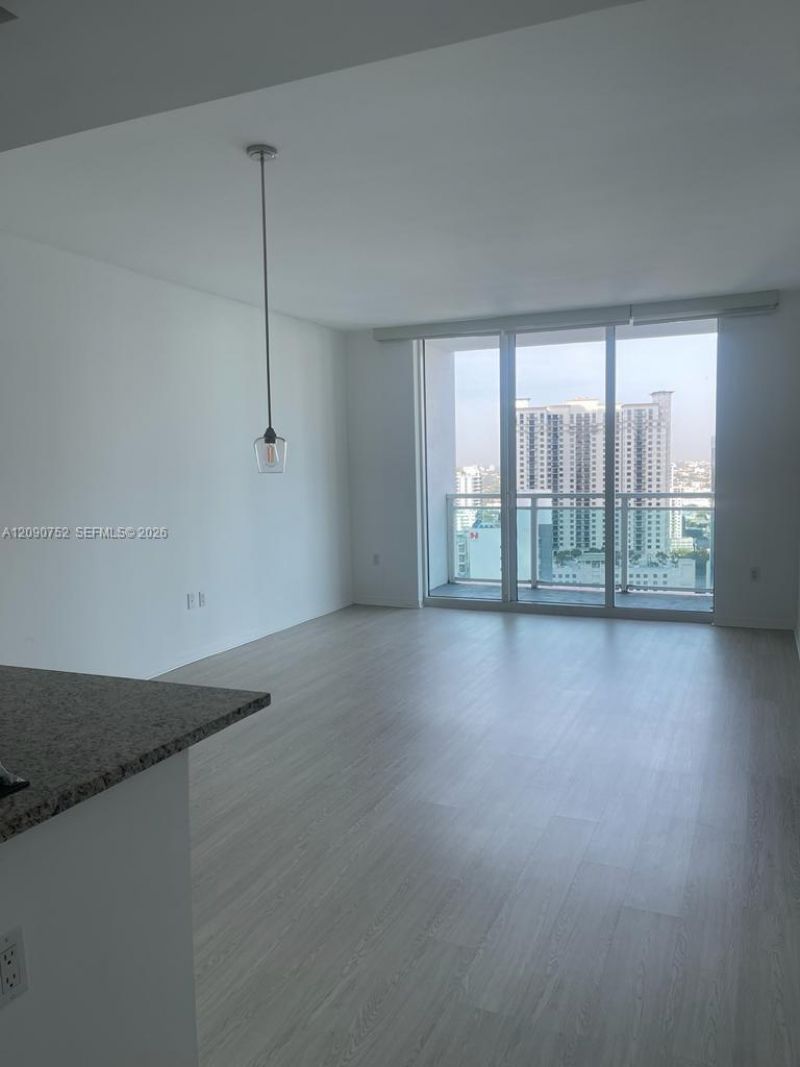 951 Brickell Ave , Unit 2803, Miami, FL 33131 Photo