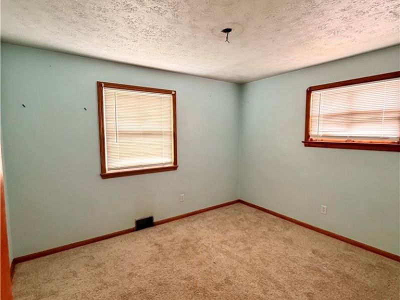 11700 Glamer Drive, Parma, OH 44130 Photo 11