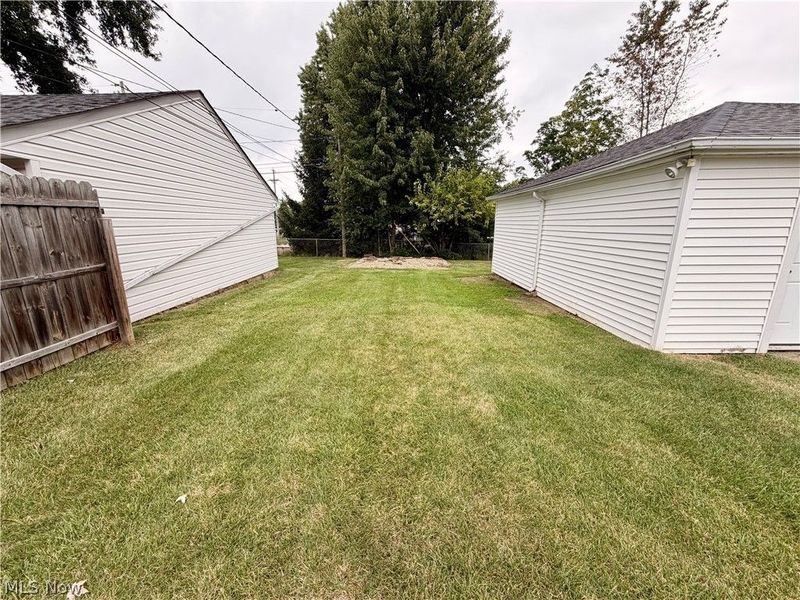 11700 Glamer Drive, Parma, OH 44130 Photo 4