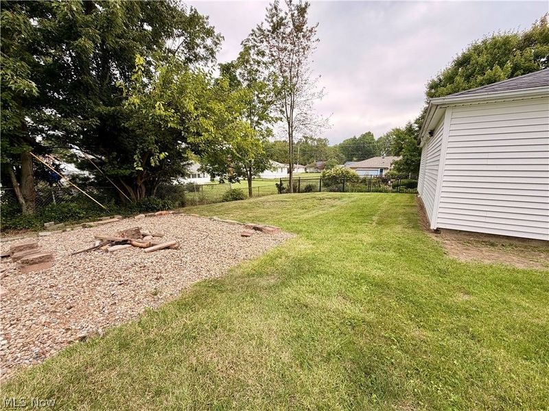 11700 Glamer Drive, Parma, OH 44130 Photo 5