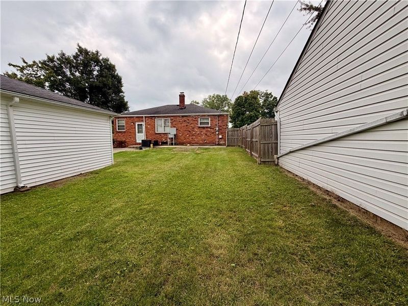 11700 Glamer Drive, Parma, OH 44130 Photo 6