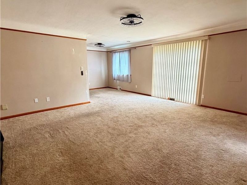 11700 Glamer Drive, Parma, OH 44130 Photo 8