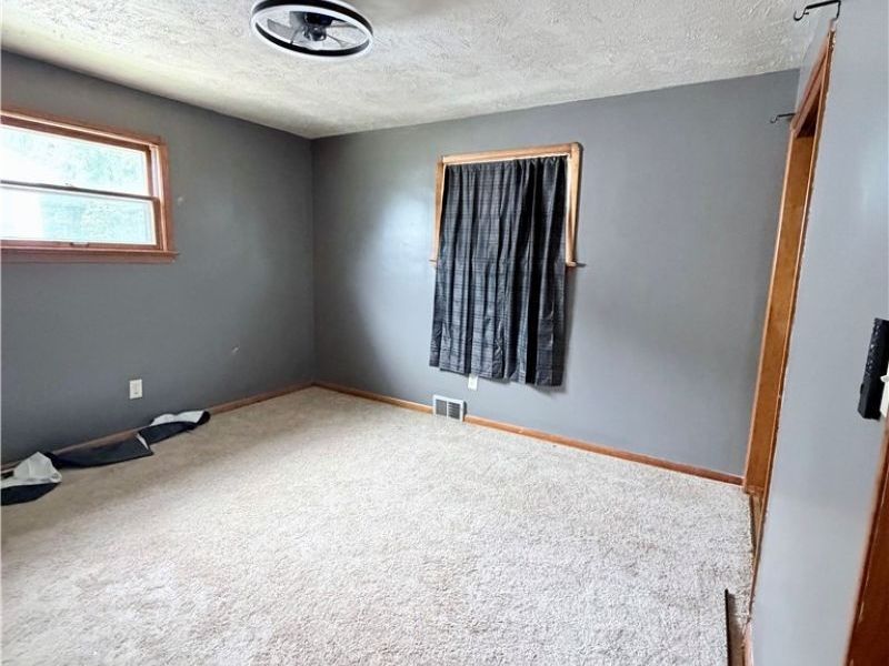 11700 Glamer Drive, Parma, OH 44130 Photo 9