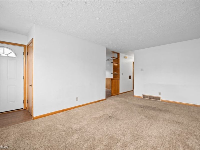 617 Marguerite Avenue, Cuyahoga Falls, OH 44221 Photo 2