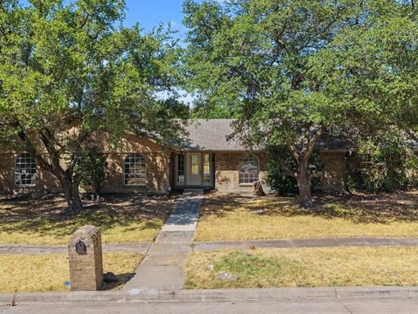 4109 Keele Drive , Garland, TX 75041