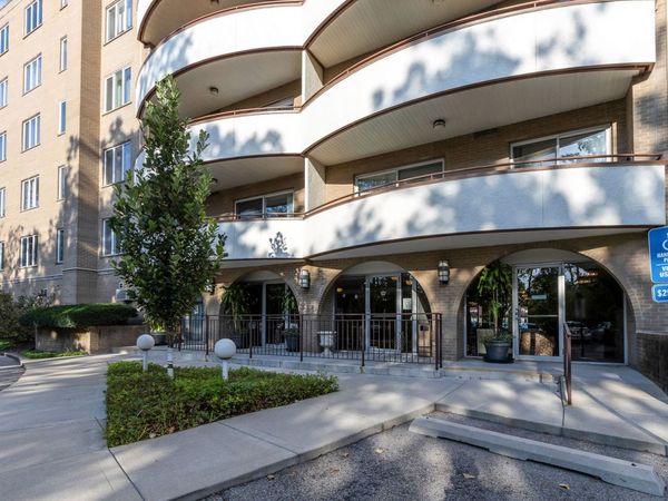 6400 N Cicero Avenue , Unit 416, Lincolnwood, IL 60712