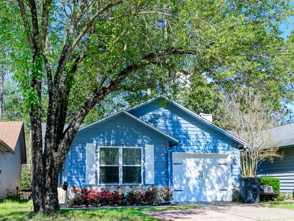 51 Kelly Way, Valparaiso, FL 32580