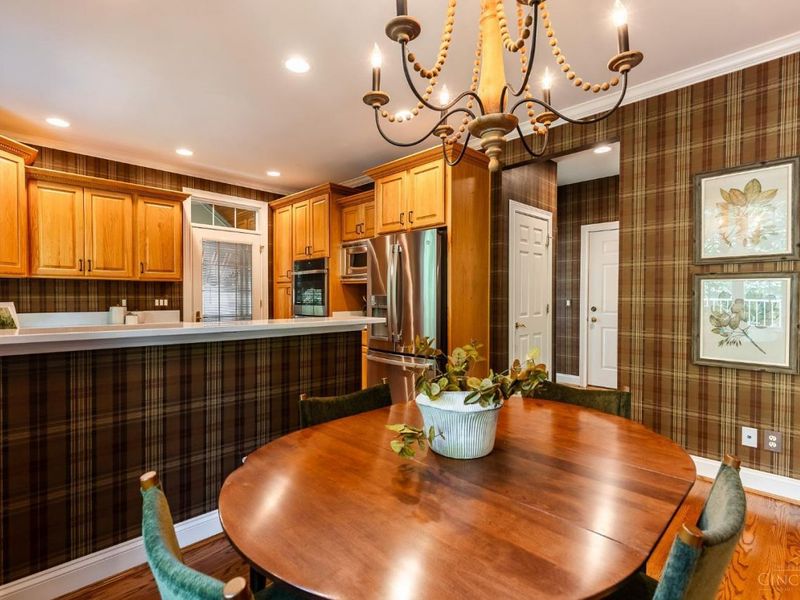 8350 Kugler Meadow Court, Sycamore Township, OH 45236 Photo 10