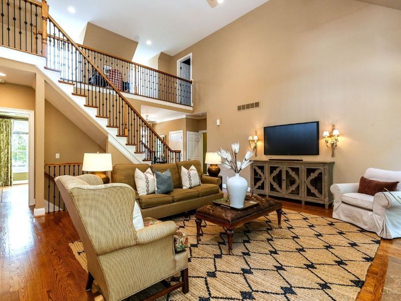8350 Kugler Meadow Court, Sycamore Township, OH 45236 Photo 12