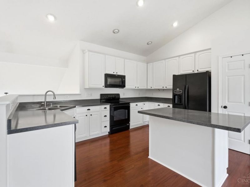 3663 Thorngate Drive, Mason, OH 45040 Photo 12