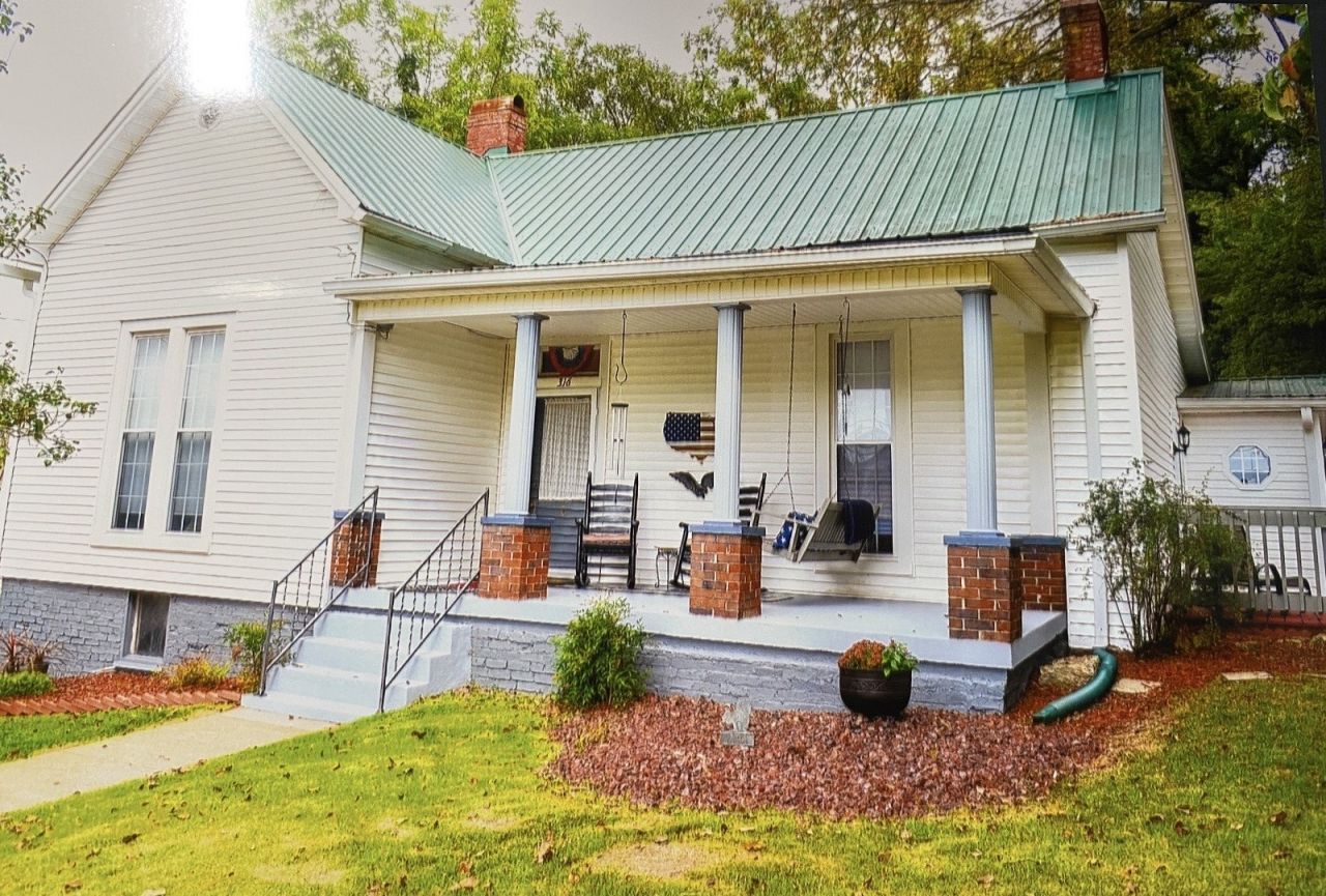 316 E College St , Pulaski, TN 38478 Main Photo