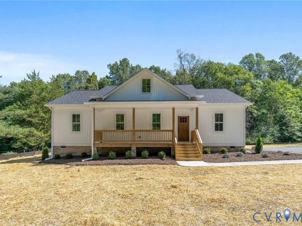 15241 Hilldale Avenue , Bowling Green, VA 22427