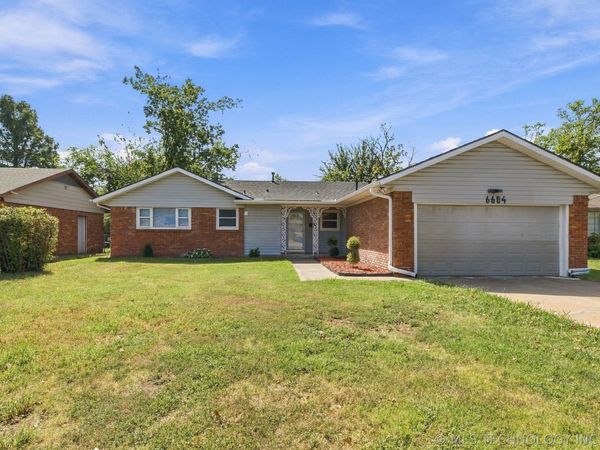 6604 26th Court , Tulsa, OK 74129