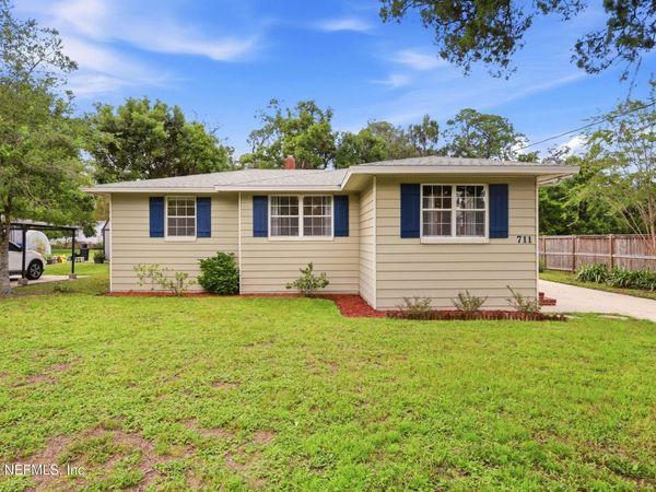 711 VALLEY FORGE Road, Jacksonville, FL 32208