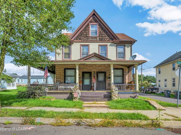 301- 303 Erie Street, White Haven, PA 18661