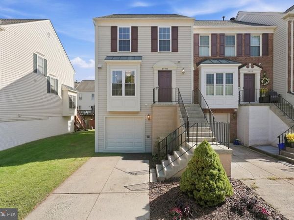 22055 MANNING SQUARE , STERLING, VA 20166