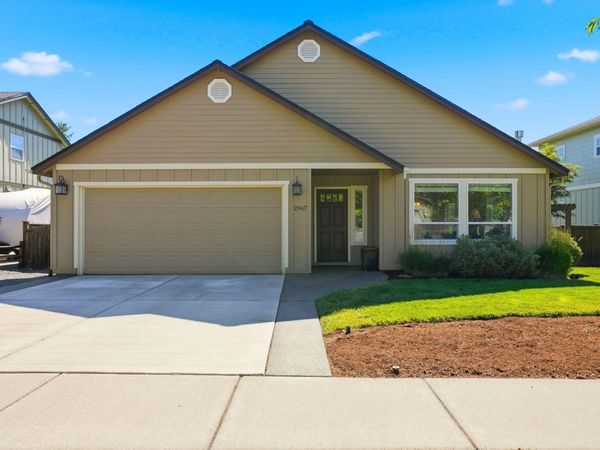 2967 NW Chardonnay Lane, Bend, OR 97703