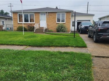 150 Lou Ann Drive , Depew, NY 14043