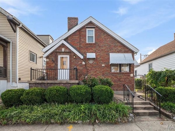 6622 Macklind Avenue, St Louis, MO 63109