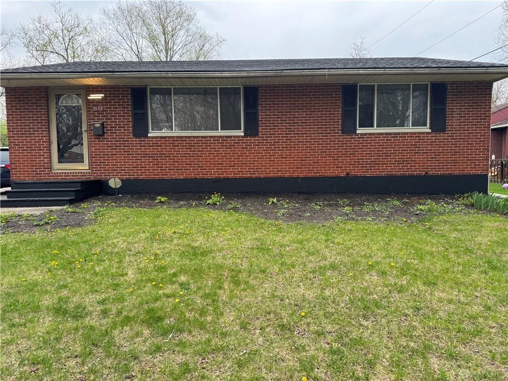 2612 Windlow Drive, Dayton, OH 45406 Main Photo