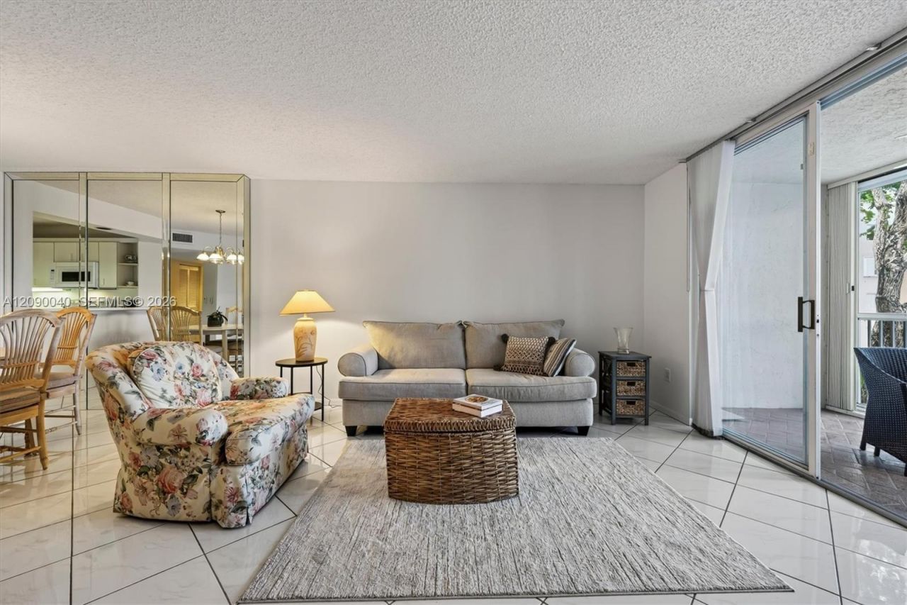 9587 NW Weldon Cir , Unit B203, Tamarac, FL 33321 Photo