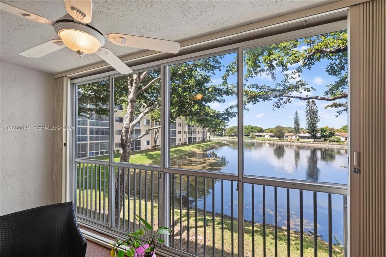 9587 NW Weldon Cir , Unit B203, Tamarac, FL 33321 Photo