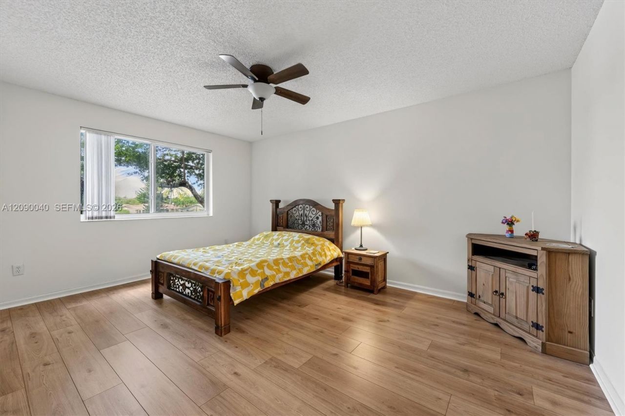 9587 NW Weldon Cir , Unit B203, Tamarac, FL 33321 Photo