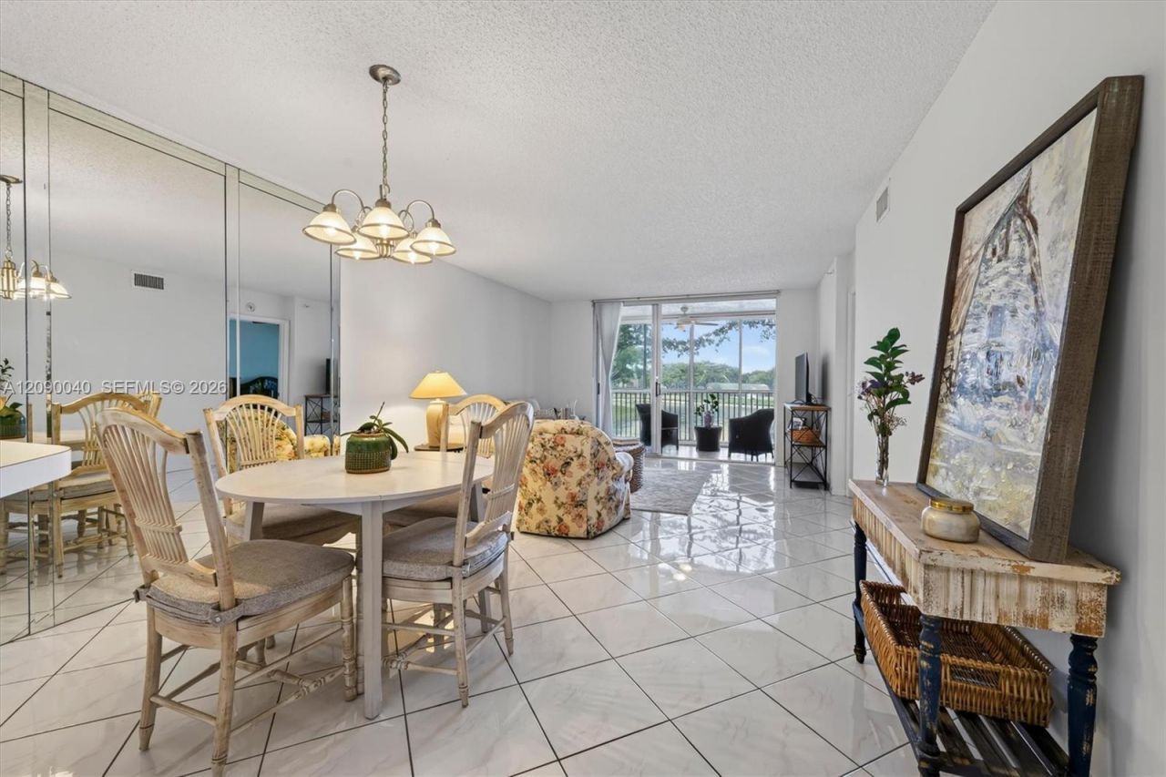 9587 NW Weldon Cir , Unit B203, Tamarac, FL 33321 Photo