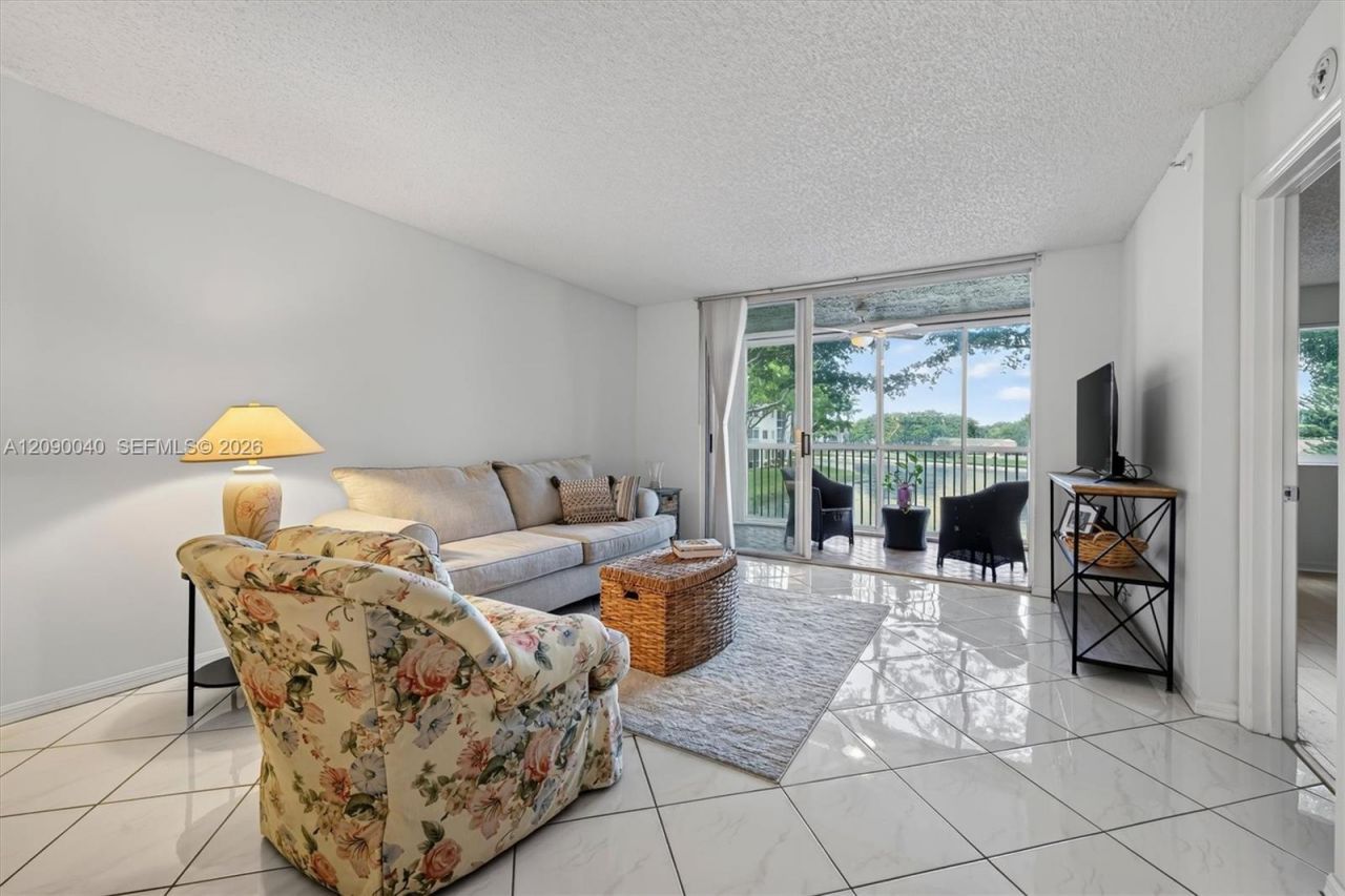 9587 NW Weldon Cir , Unit B203, Tamarac, FL 33321 Photo