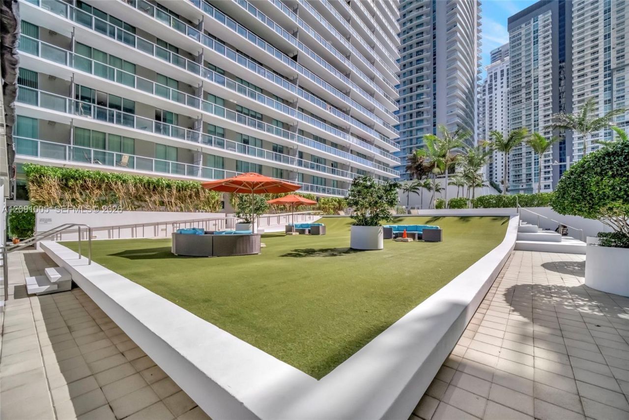 79 SW 12th St , Unit 2201-S, Miami, FL 33130 Photo