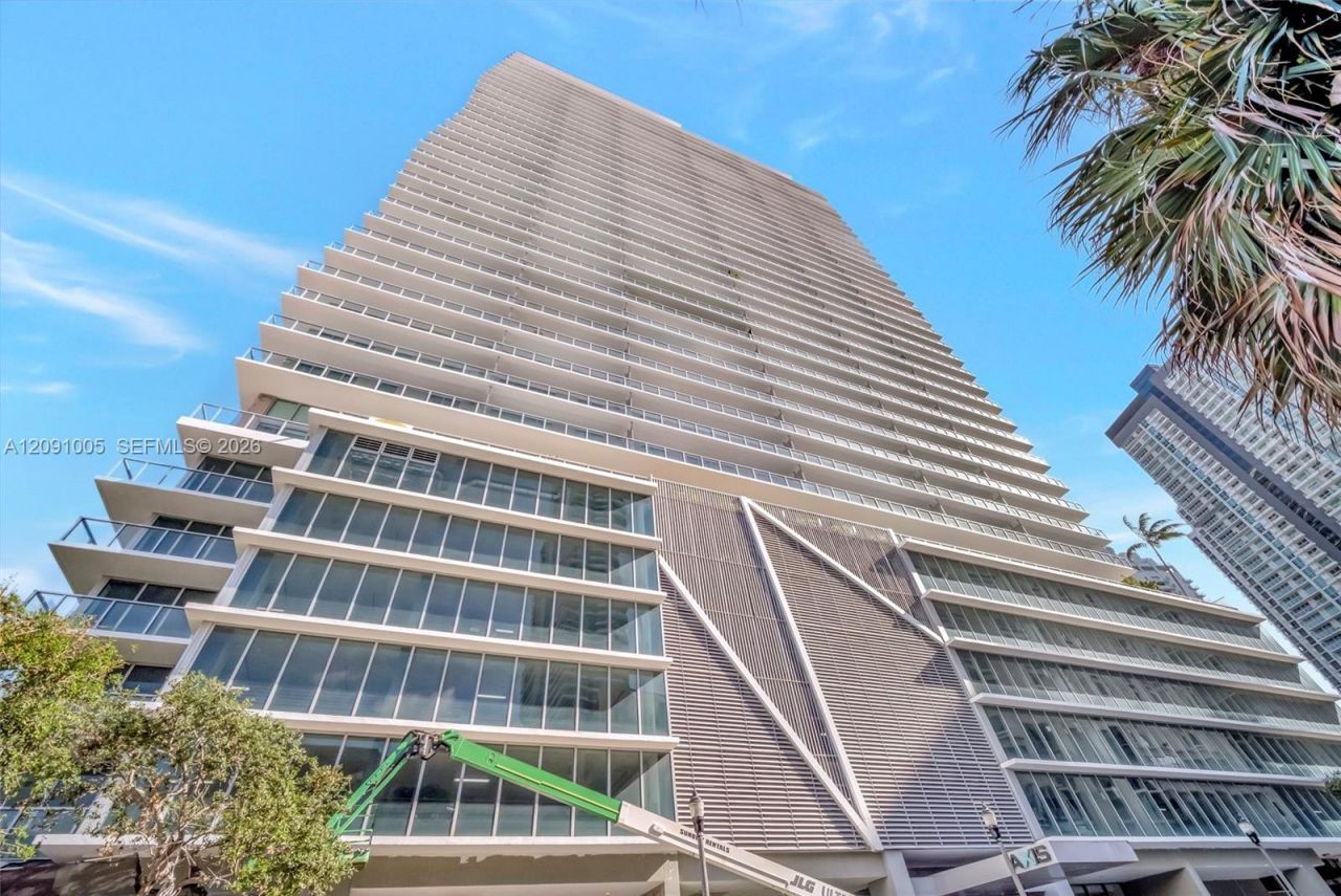 79 SW 12th St , Unit 2201-S, Miami, FL 33130 Photo