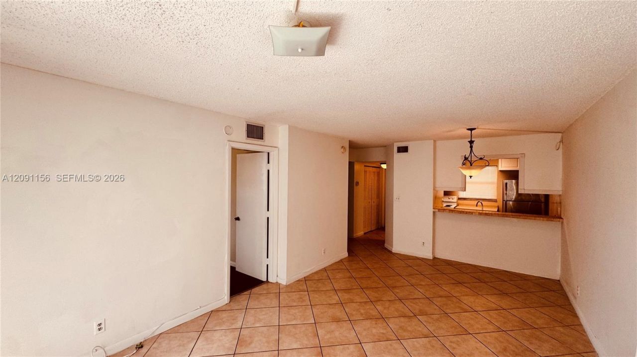 3214 NW 103rd Ter , Unit 108-B, Coral Springs, FL 33065 Photo