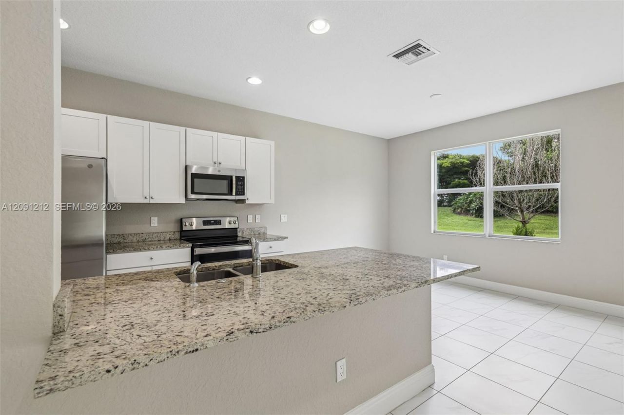 2751 NW Treviso Cir, Unit Arno, Port Saint Lucie, FL 34986 Photo
