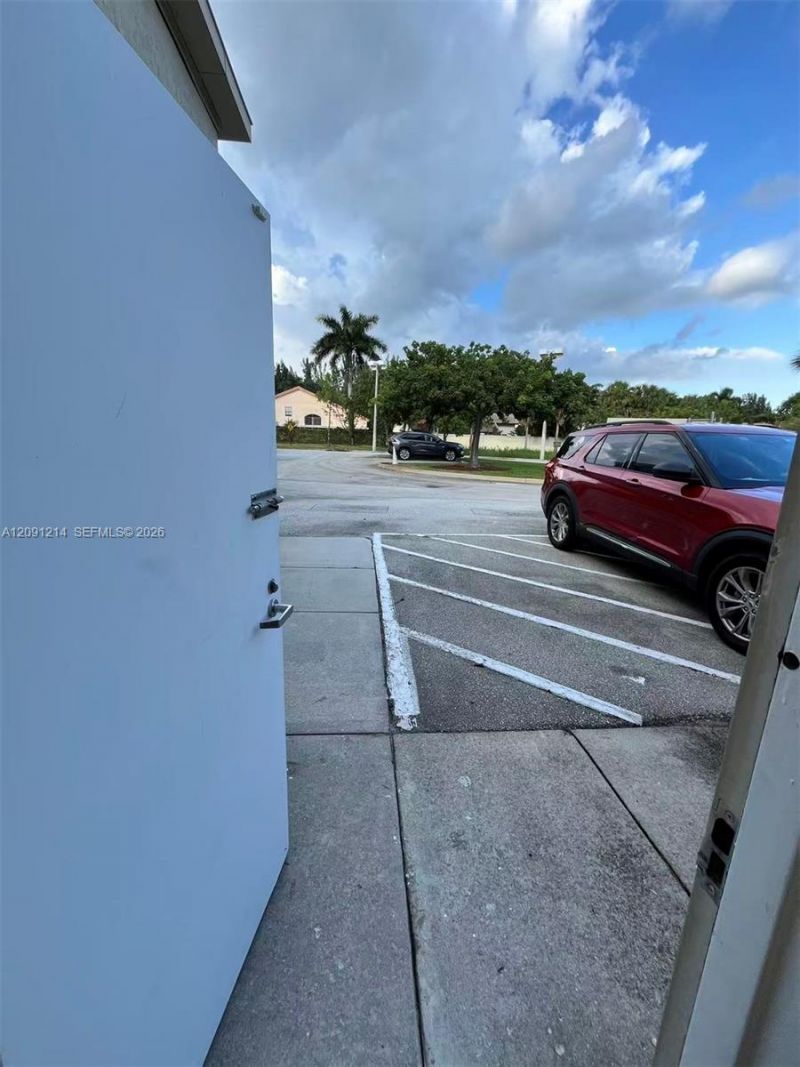 Please Call For Address, Davie, FL 33314 Photo