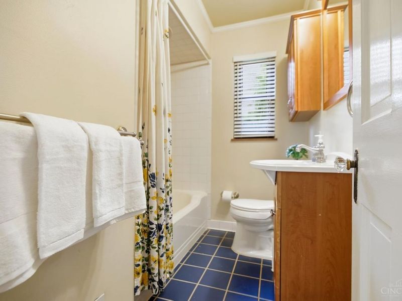 3320 N Sterling Way, Cincinnati, OH 45209 Photo 20