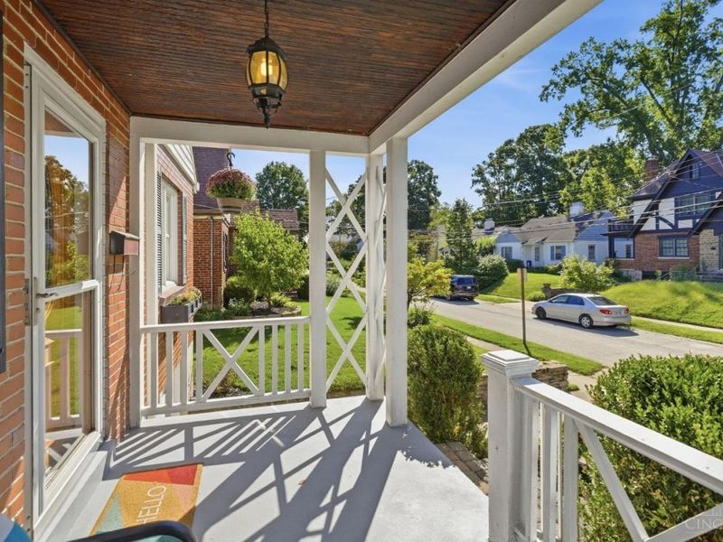 3320 N Sterling Way, Cincinnati, OH 45209 Photo 5