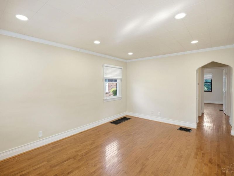 3320 N Sterling Way, Cincinnati, OH 45209 Photo 8