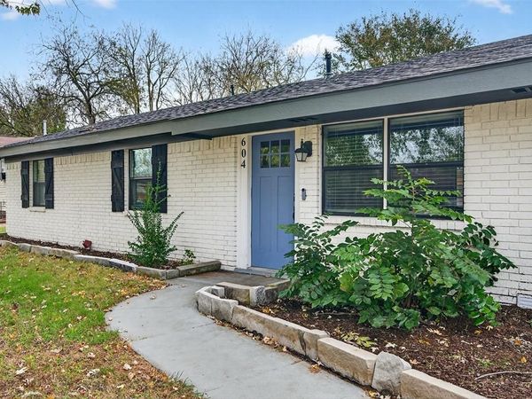 604 E Summit Street, Sherman, TX 75090