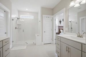 123 Hewitt Street Photo 32